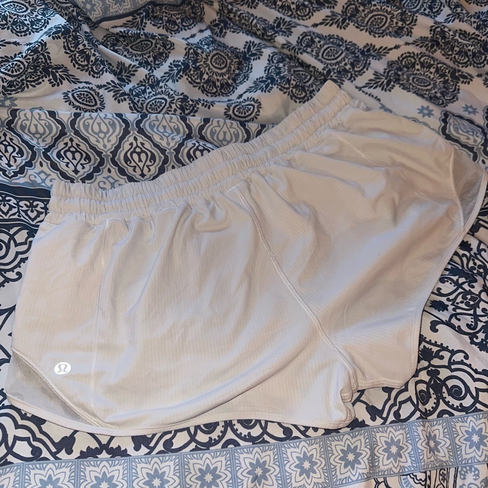 lululemon white hotty hots